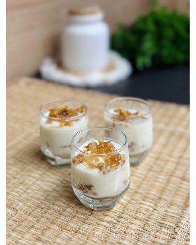 Verrine crème de chou fleur et confit d'oignon aux noix